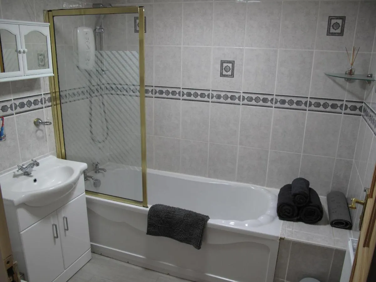 Apartment Scarborough, South Cliff Seaside Garden Apt United Kingdom
